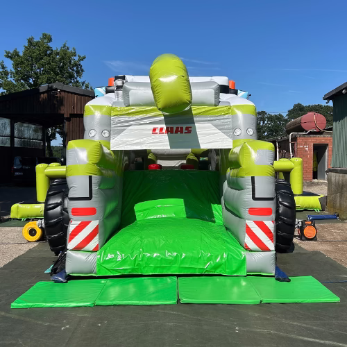 CLAAS JAGUAR 1200 Hüpfburg Eingang mit Rutsche und CLAAS Logo